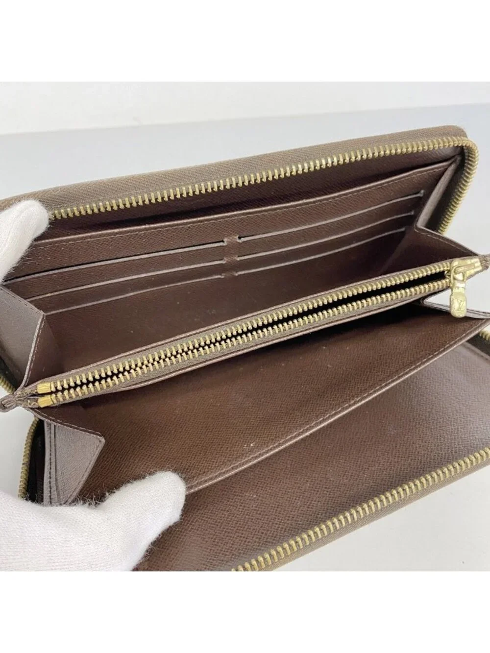 Louis Vuitton Wallet Damier Zippy Organizer Ebene